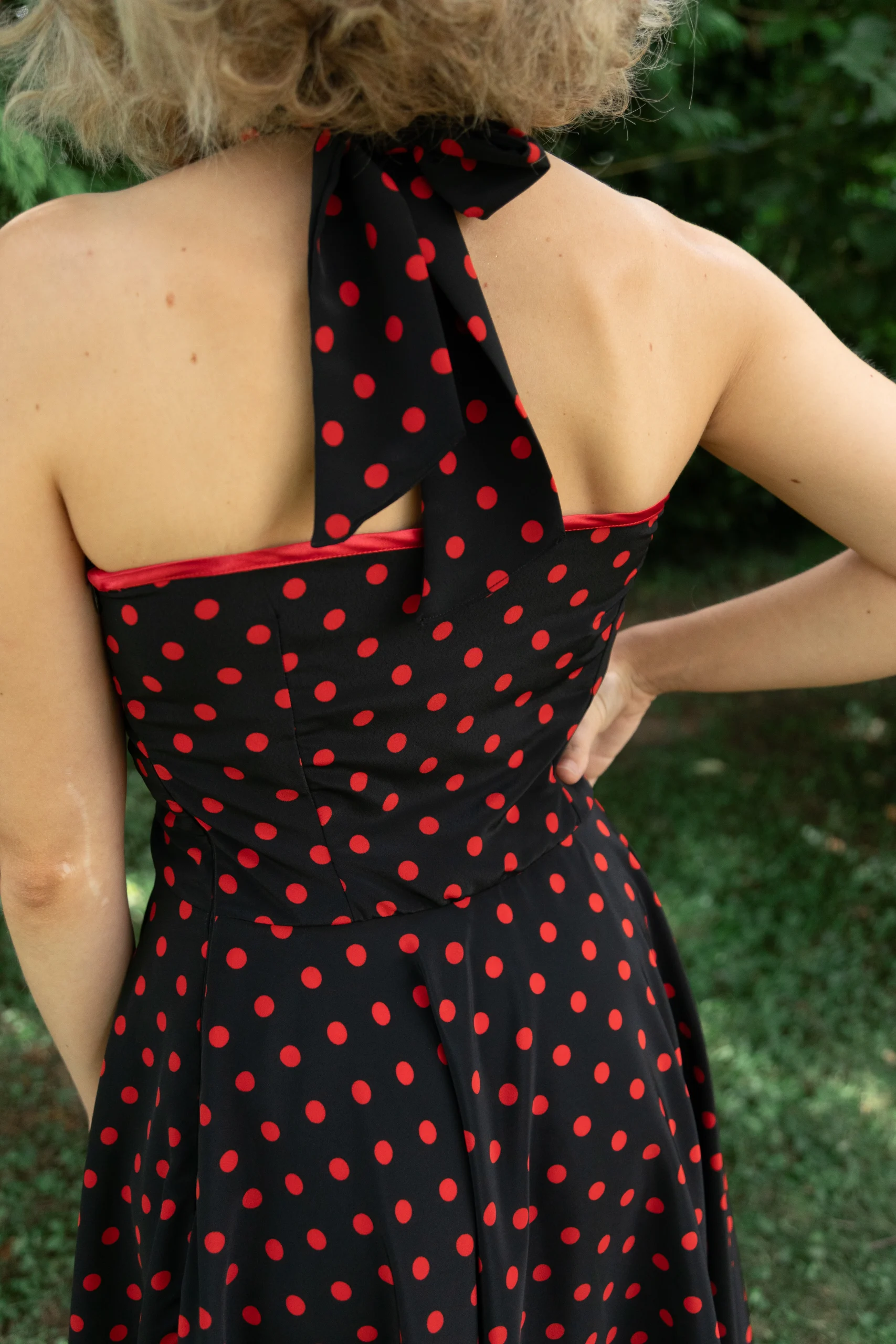 Robe pin up Made in France noire à pois rouges Boogie Woogie – Image 2