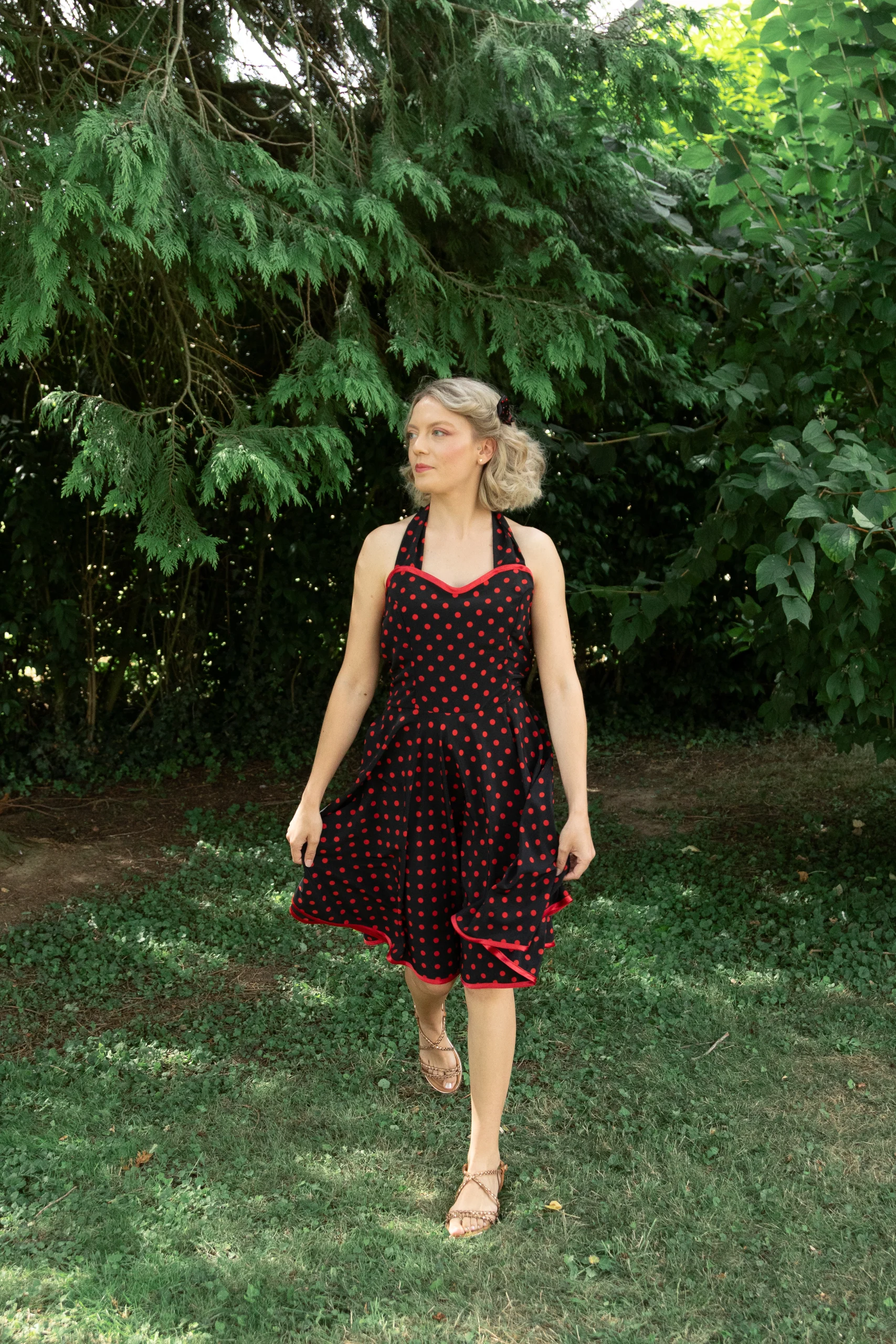 Robe pin up Made in France noire à pois rouges Boogie Woogie